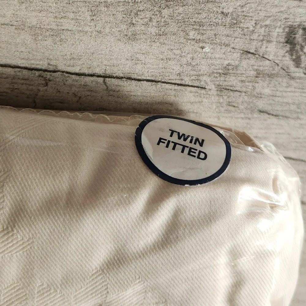 Vintage Ralph Lauren New The Estate Sheet Twin Deep Fitted Jaquard Alissa Cream